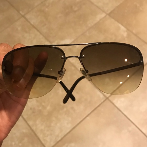๐ฏ Auth Louis Vuitton Aviator pilot sunglasses - Picture 3 of 7